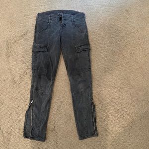 JBrand cotton cargo pants with tapered leg/zipper